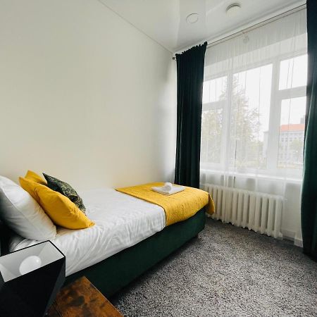 Green Apartments Easy Каунас Екстериор снимка