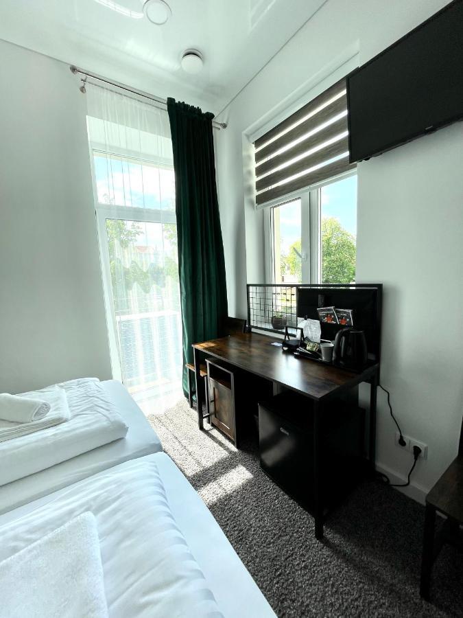 Green Apartments Easy Каунас Екстериор снимка